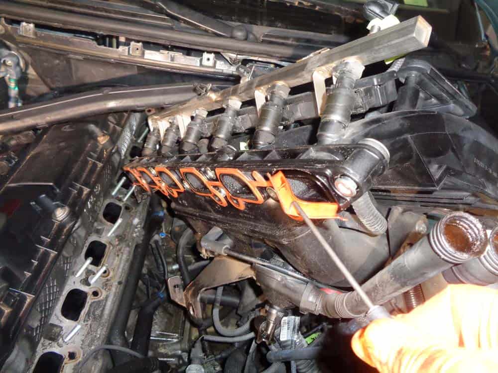 See B3319 repair manual